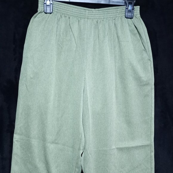 Alfred Dunner Women's Pants Size 8P 100% Polyester Green Petite #1220 - Picture 2 of 7